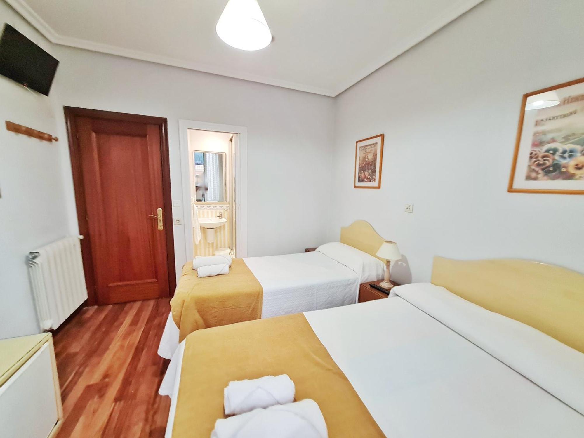 Pension San Lorenzo San Sebastián Oda fotoğraf